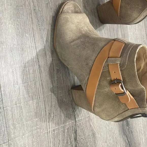 Lucky Brand Leather Peep Toe Wedges Size 6.5 - Picture 5 of 7